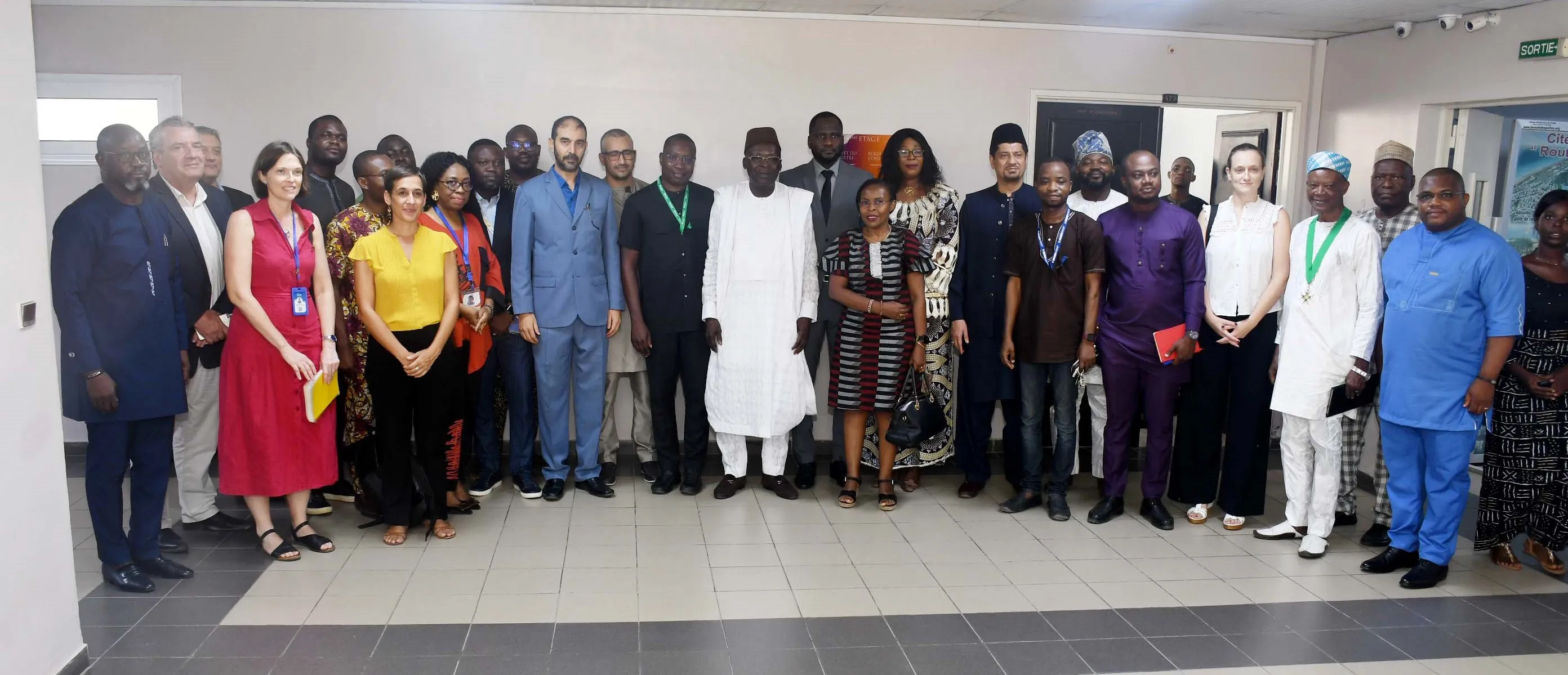 Travailler à maintenir la synergie d'actions entre le ministère en charge du Développement et les partenaires  que sont les Ong internationales