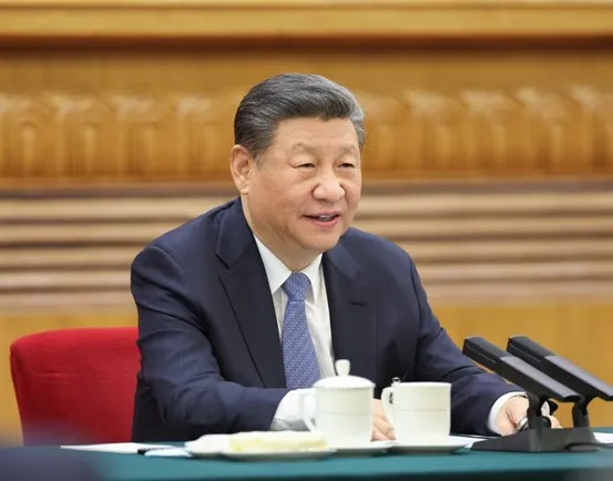 Xi Jinping appelle à prévenir la ruée sur les projets et la formation de bulles industrielles, et à éviter d'adopter un seul  modèle de développement