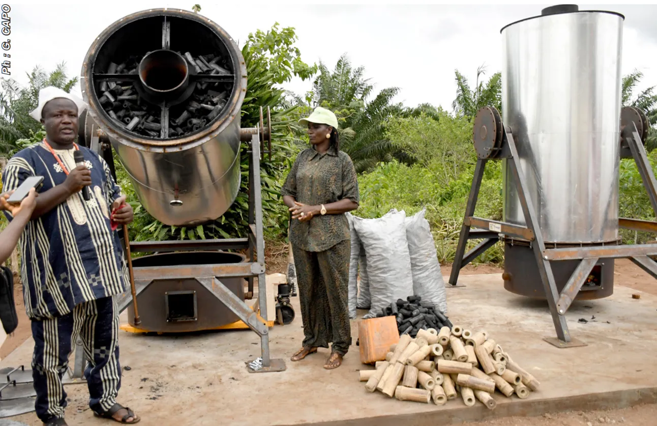 Le carbonnisateur permet d'obtenir une production plus efficace de charbon de bois