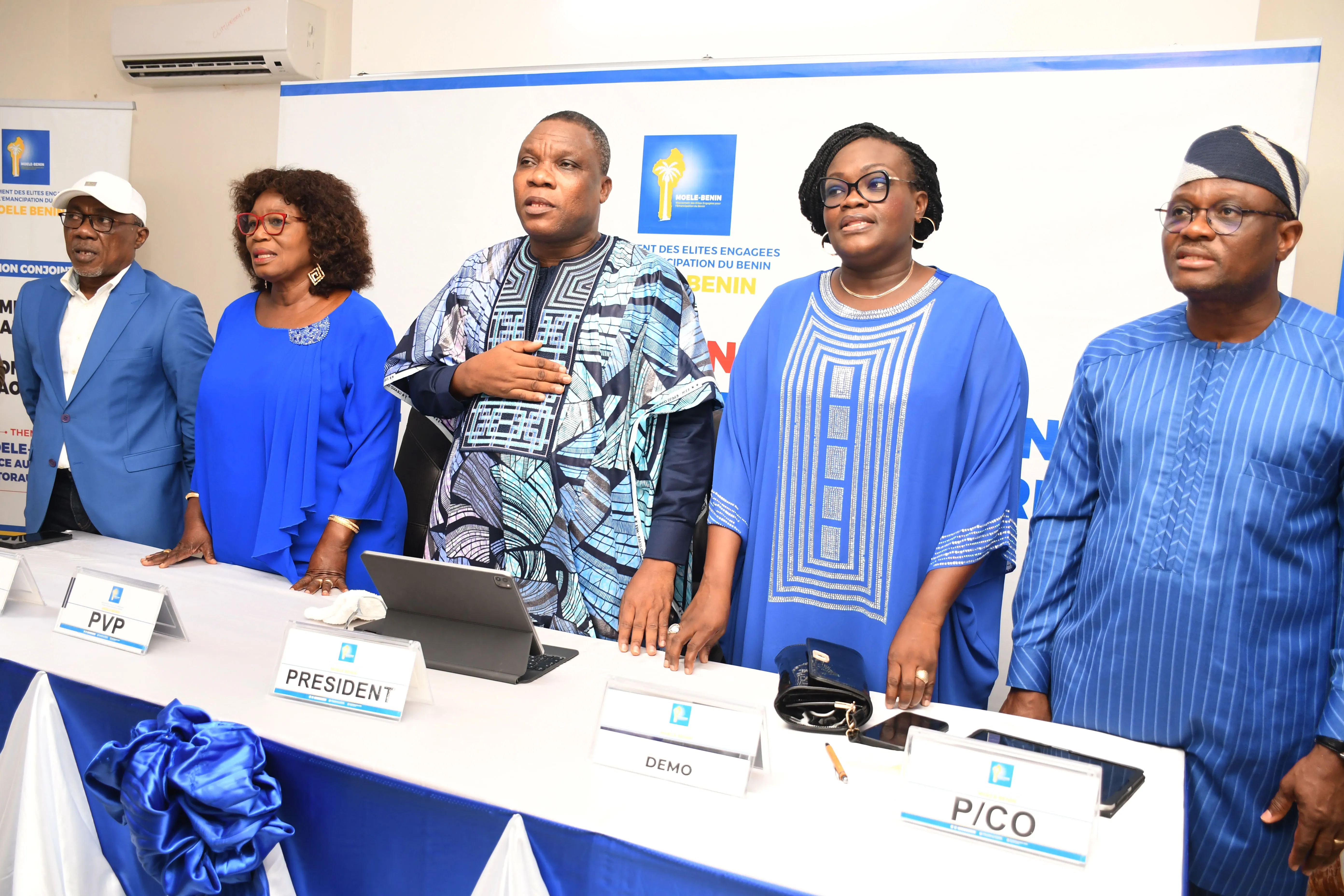 Ce congrès extraordinaire est aussi l’occasion pour eux d’arrêter le chronogramme de participation de leur parti  aux élections générales de 2026