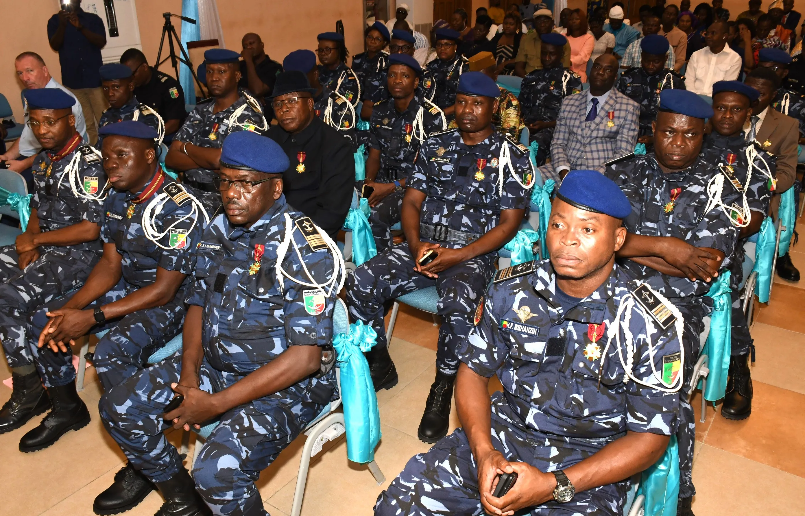 Une soixantaine d'agents distingués