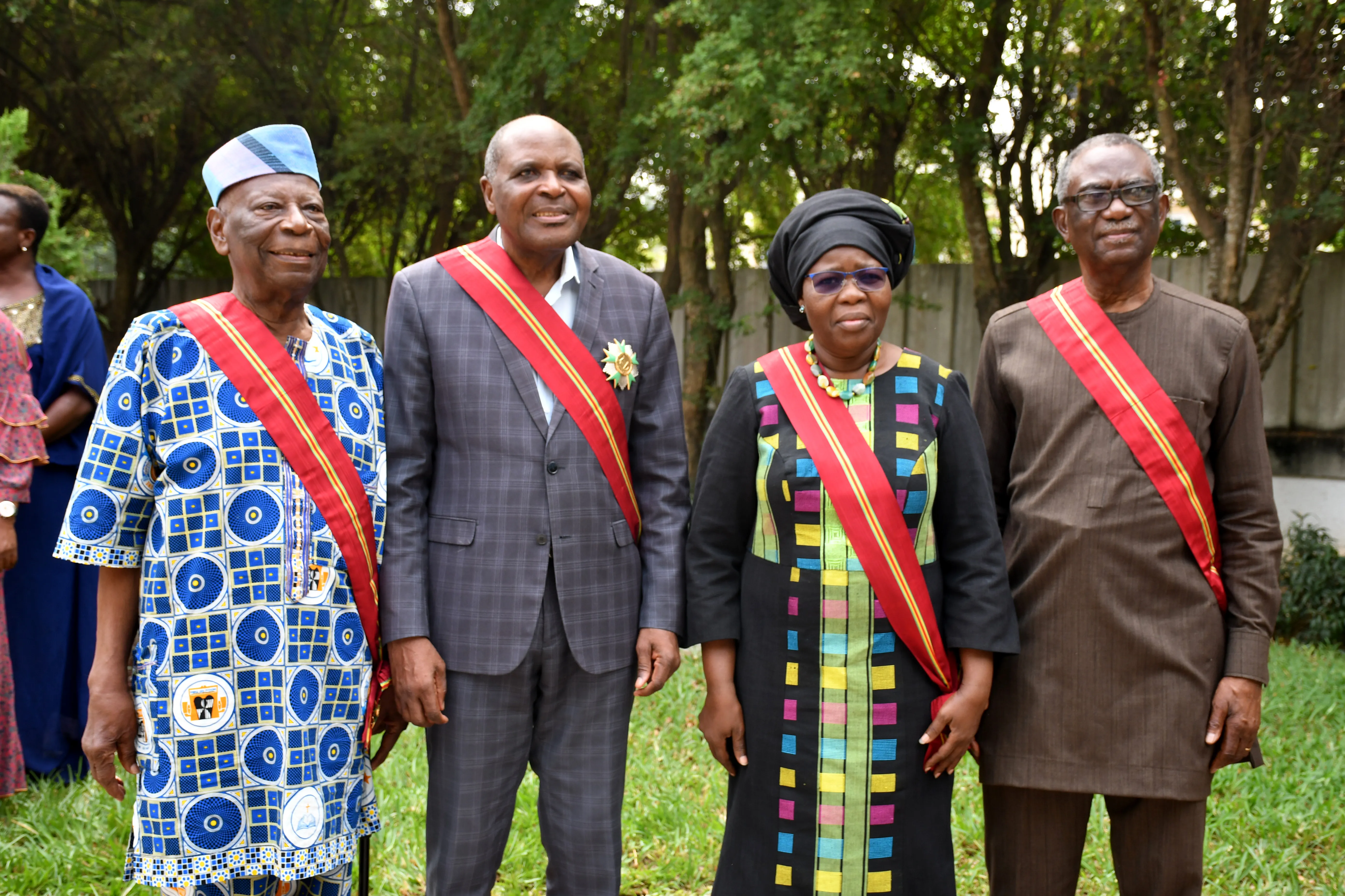 Sur 289 dossiers examinés, 142 ont été rejetés, 141 admis,  et 6 mis en instance