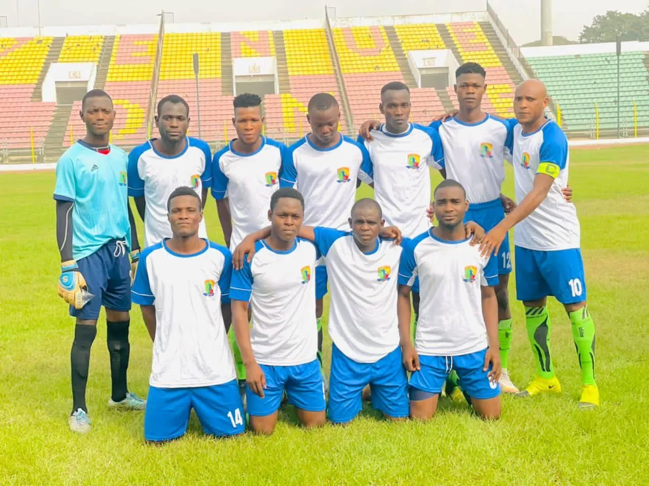 L’équipe de la Jeunesse sportive de la Vallée, leader du groupe A de Ligue 3
