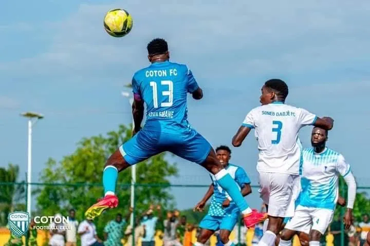 Le champion de la saison 2024-2025 sera connu au terme d’un duel que l’histoire retiendra peut-être comme un  tournant du football béninois