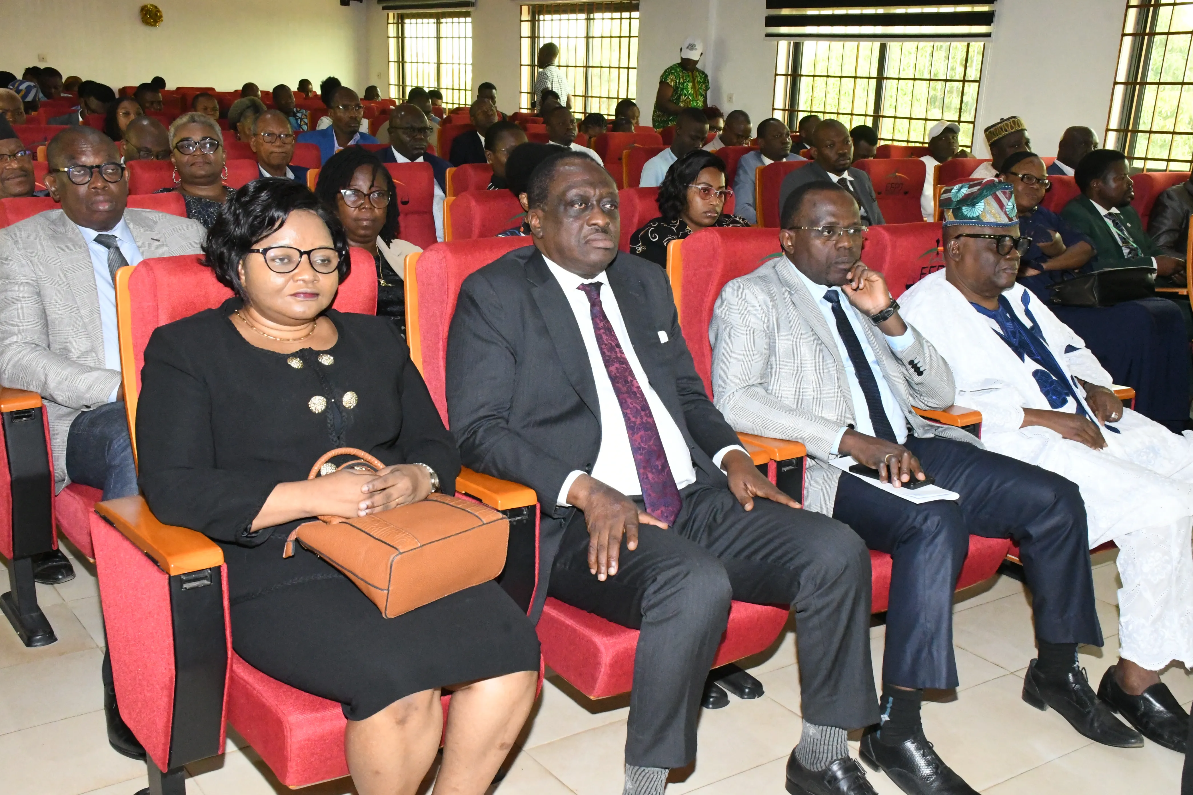 Défis de la cryptomonnaie: Les professionnels de la justice y réfléchissent