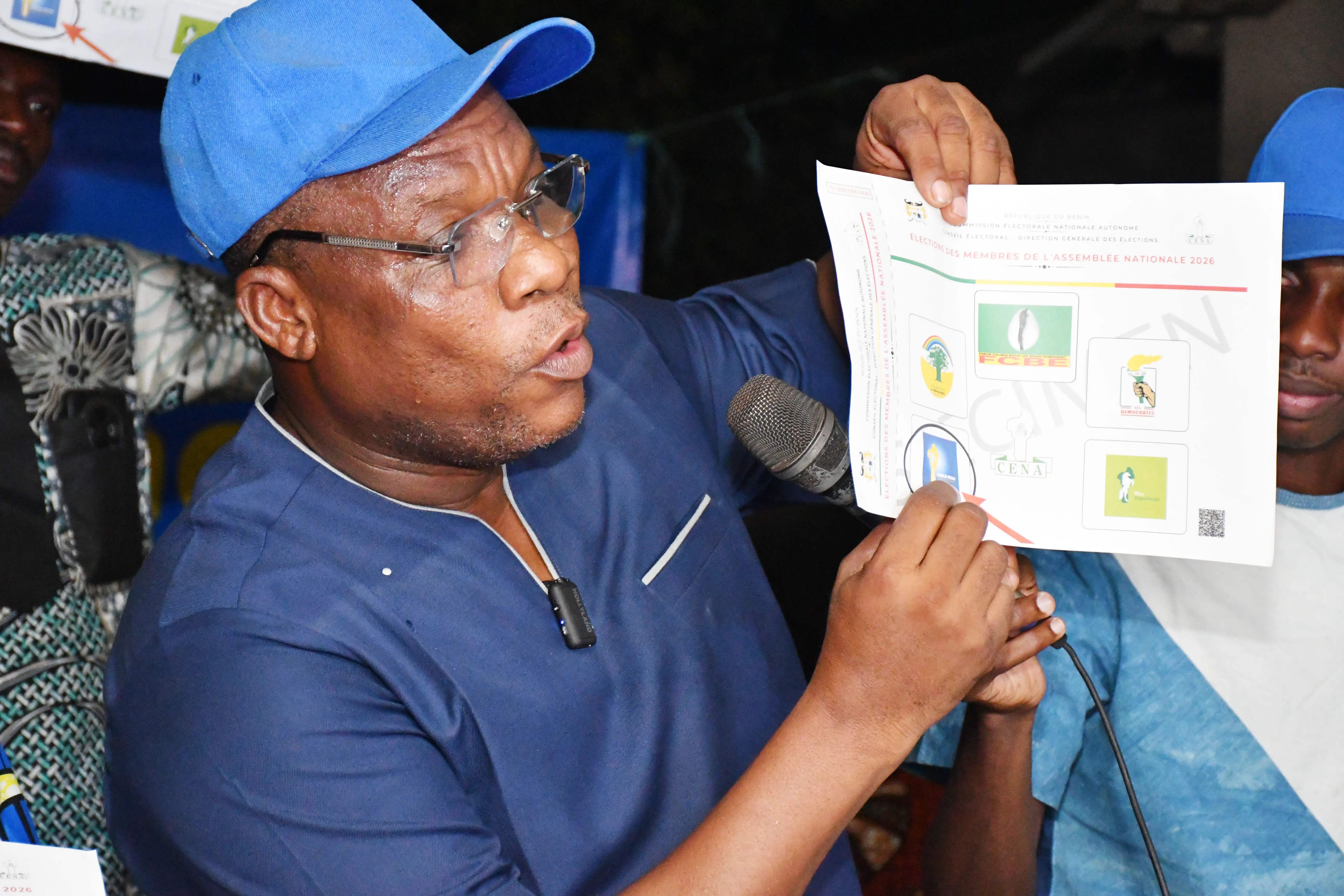 Dans son intervention, Jacques Ayadji a présenté les législatives comme un affrontement politique clair