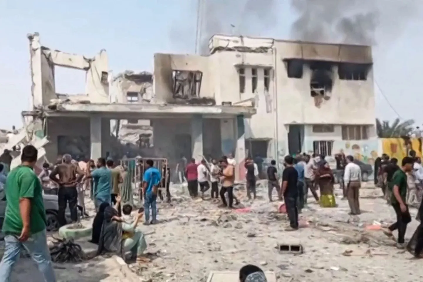 Une école primaire à Minab, dans le sud de l'Iran, a été la cible d'un bombardement au premier jour de la guerre