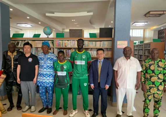 Les pongistes béninois se sont envolés pour Londres où ils vont défendre les couleurs nationales