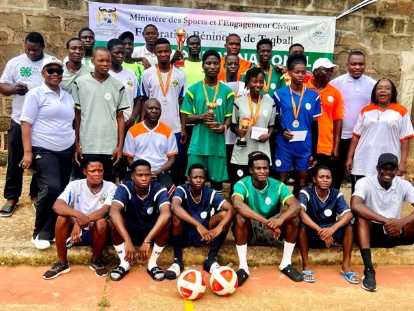 Les nouveaux rois et reines du teqball béninois devront désormais défendre les couleurs nationales